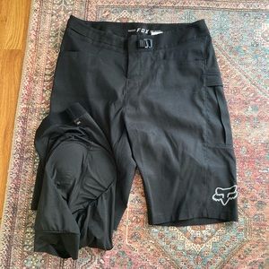 Fox Ranger Bike Shorts with chamois boxers. Men’s size 32 EUC